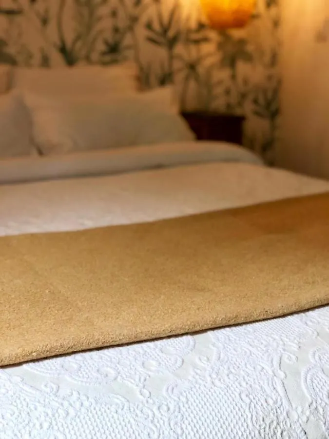 Casa Caimari Guest House, For Mountain Lovers! Bed & Breakfast